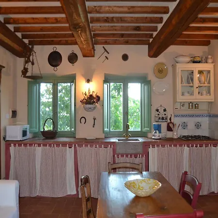 In Val Di Chiana Дом отдыха Кастильон-Фьорентино